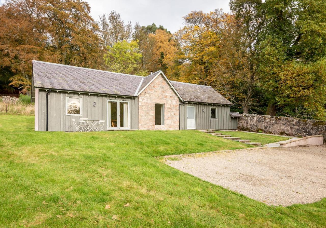 Villa The Kennels à Ballogie Extérieur photo